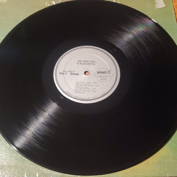 Nat King Cole - A Blossom Fell - Vinyl LP Record - Picture 3 of 4
